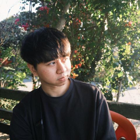 提供刻印字體服務的專家張駿珅