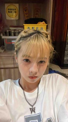 提供57服務的專家施天心