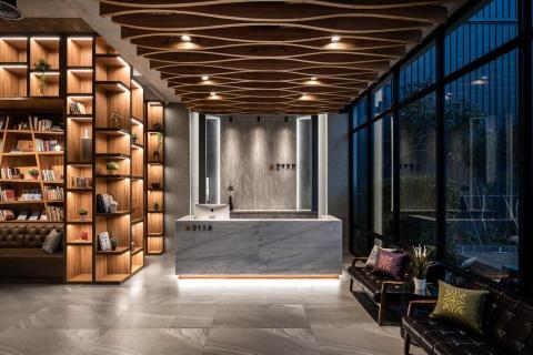 Robert - 商旅設計