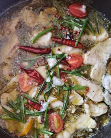 李林珊Sandy - 雲南風味酸菜魚 李林珊Sandy - 雲南風味酸菜魚