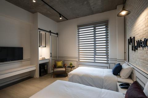 Robert - 商旅設計