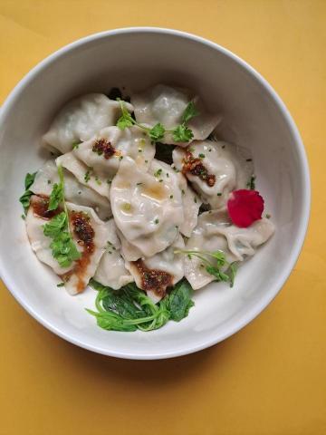 李林珊Sandy - 東北手工擀皮大水餃 李林珊Sandy - 東北手工擀皮大水餃