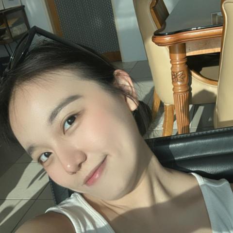 侯明萱 侯明萱