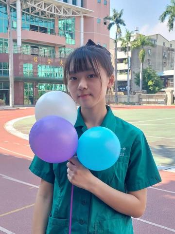 吳亮穎 吳亮穎