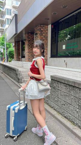 提供數學b服務的專家鄧佳芸