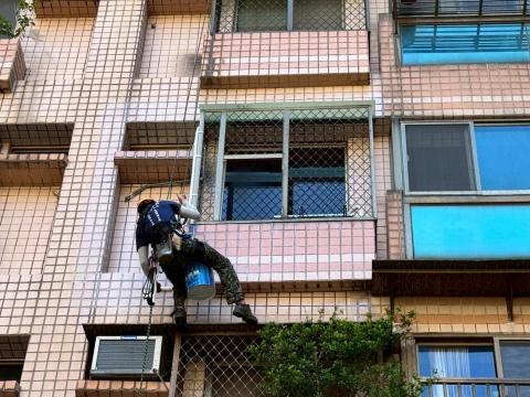 錩育有限公司 - 新北市三芝-民宅 外牆防水 錩育有限公司 - 新北市三芝-民宅 外牆防水