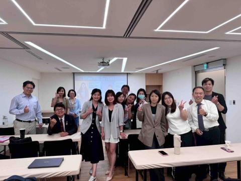 富羽管理勞資顧問 - 企業講座