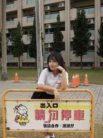 李昱 李昱
