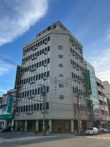 肆柒設計制研所 - 空調室外機吊掛完成