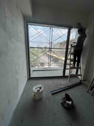 誠藝油漆工程行 - 牆面透批窗框保護（水泥漆）