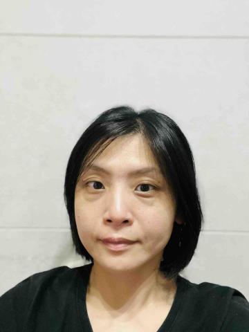蔡百靈 蔡百靈