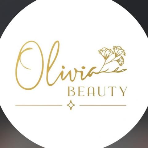 造型師小穎Olivia 造型師小穎Olivia