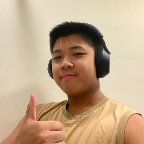 提供蝶式服務的專家郭宇倫