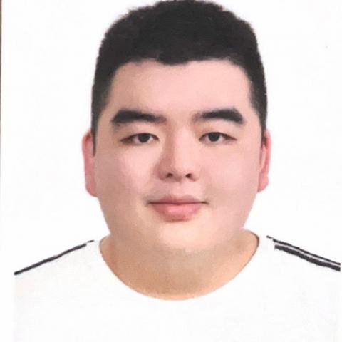 提供高中化學服務的專家林志謙