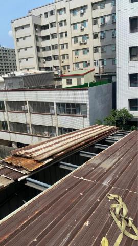 恩陞工程行  統編：95265022 - 114/07/17 梧棲屋頂拆蓋施工前