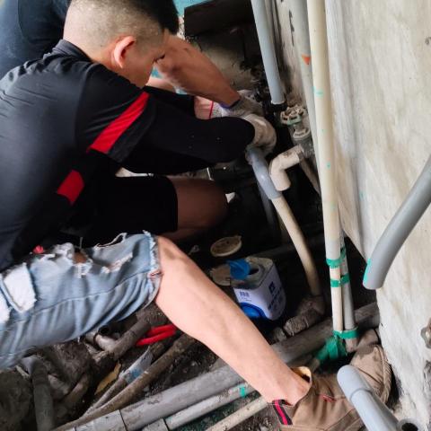 提供300w太陽能板服務的專家古智仁