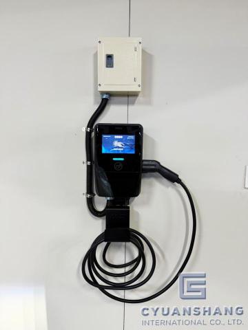 梁小芳 - MSI EV Premium