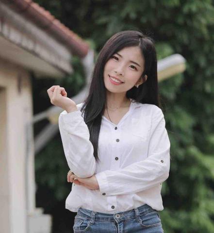洪子硯 洪子硯