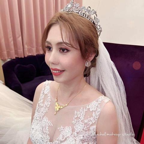 Rebecca蘿貝卡 台南新娘秘書造型師