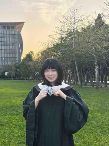 提供高中國文服務的專家陳佩宜