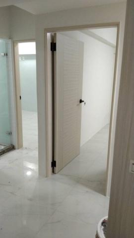 秉豐 室內外油漆 - 門框油漆