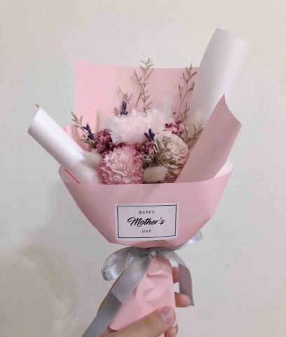 芳珘 FANG JOU - 母親節永生康乃馨小花束