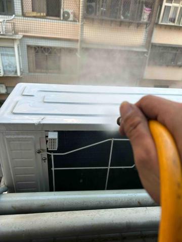 華煬 - 室外機保養