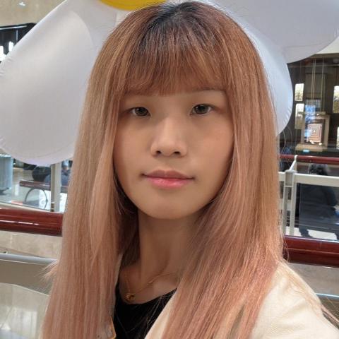 提供家庭代工服務的專家邱瑋苓