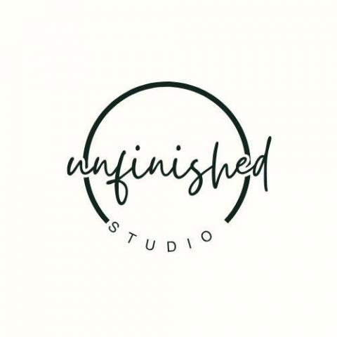 未完成工作室Unfinished Studio - 自家品牌Logo設計