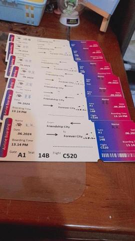 未完成工作室Unfinished Studio - 平面設計，這是畢業季客戶要求做成機票樣子，列印出來