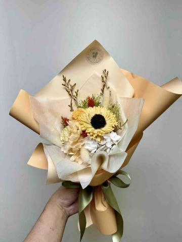 芳珘 FANG JOU - 畢業花束 太陽花