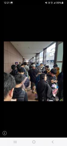 代排隊！代購物！代當保全！代受傷幫忙照顧！代365行業幫忙工 - 代排隊