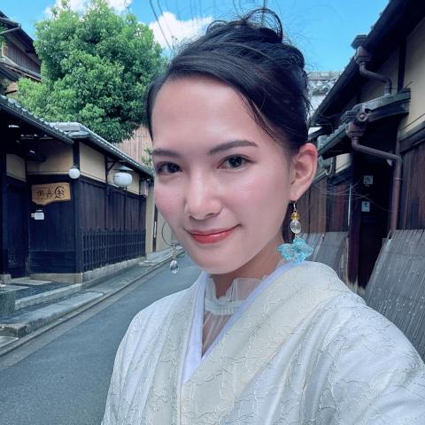 黃采薇 黃采薇