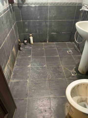 森亮坊 - 浴室地板整理前