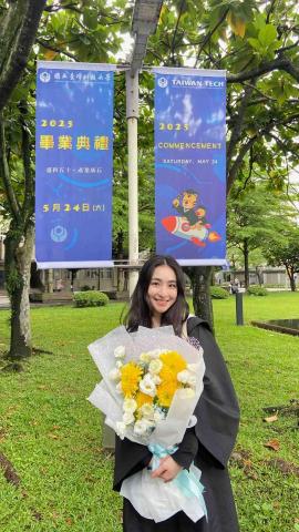 黃秝蓁 黃秝蓁