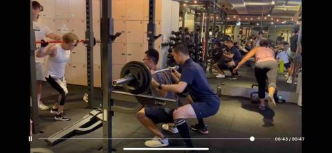 小庵 - 課程實照（高背槓深蹲）