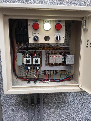 悠琦工作室 - 大樓水位控制器異常維修