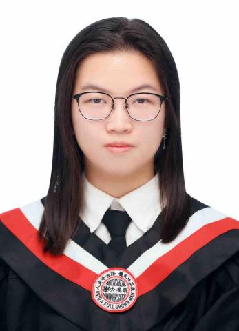 黃彥婷 - 畢業於東吳日本語文學系