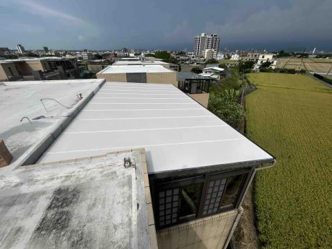 高瑞隆 - 屋頂更換朔鋁板