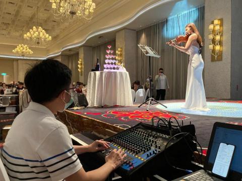 PLUS.PLUS樂團  line:r********* - 