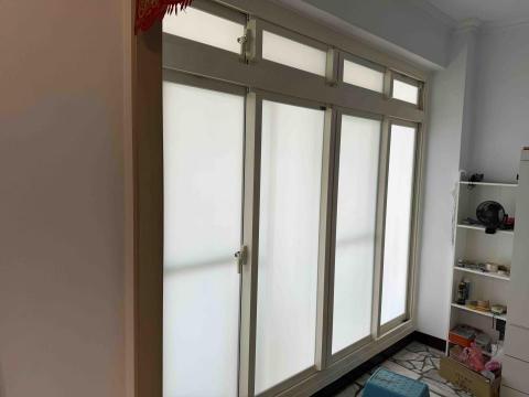 鑽丞鋁門窗工程行 - 舊換新免拆窗落地門