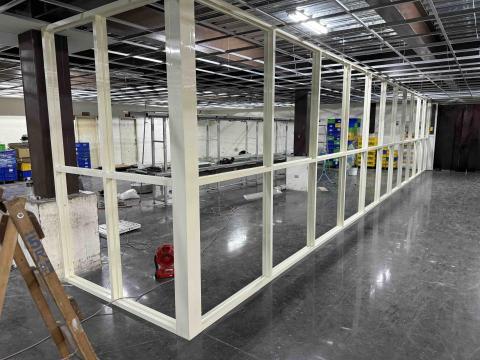 鑽丞鋁門窗工程行 - 廠房隔間