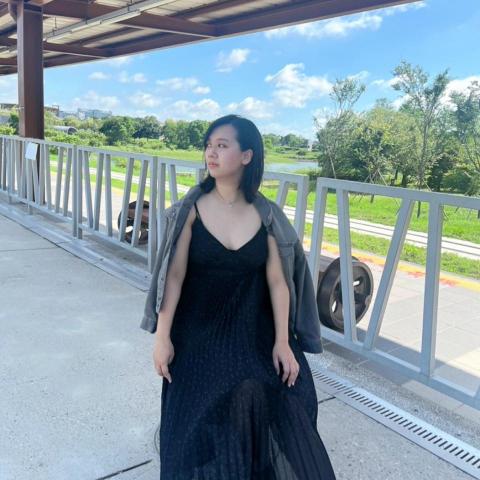 提供寵物旅館台中服務的專家顏慈瑩