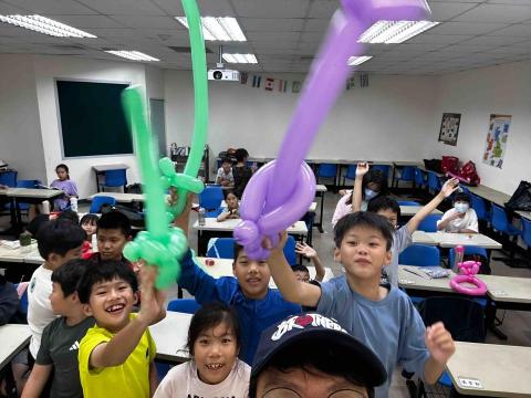 朱亭元 - 魔術表演魔術教學