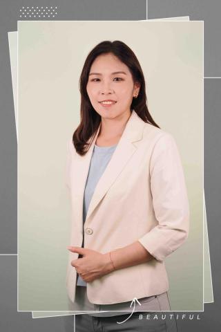 Ki喲打 彩妝造型/化妝教學/黑眼圈救星 - 形象照 Ki喲打 彩妝造型/化妝教學/黑眼圈救星 - 形象照