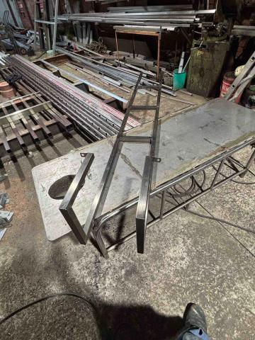 精匠金屬有限公司 - 客製化 爬梯製作