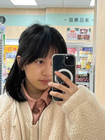 提供姐姐服務的專家CC姐姐(陪玩、陪讀、基本英文）