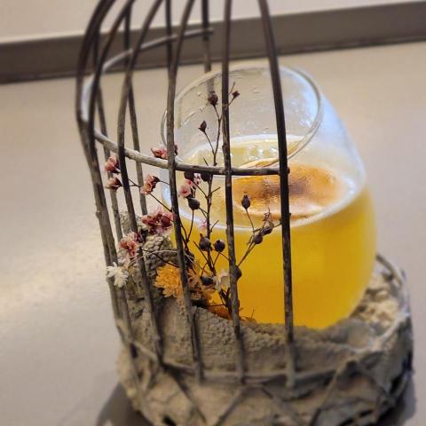 提供汽車維修服務的專家江先生