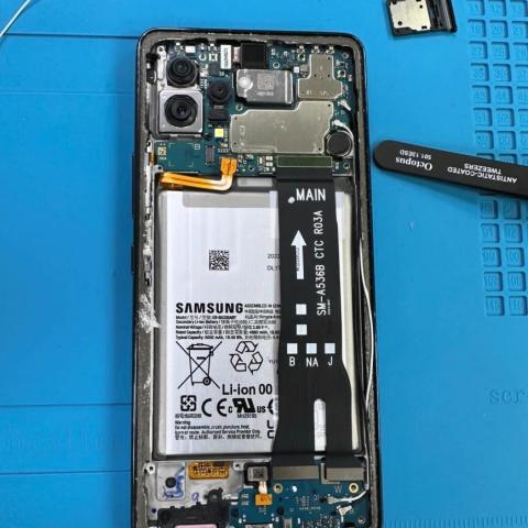 三星手機維修工作室(電池、充電座、排線、液晶螢幕)更換 三星手機維修工作室(電池、充電座、排線、液晶螢幕)更換