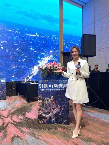 Ulla專業活動主持/影片製作 - *113年國慶大會主持人
* 具中英文雙語主持、記者會、 頒獎典禮、會議論壇、開幕、晚宴等主持經驗。